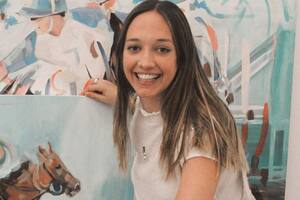 “Buscan arte argentino”: la artista que triunfa con sus cuadros de polo en NY