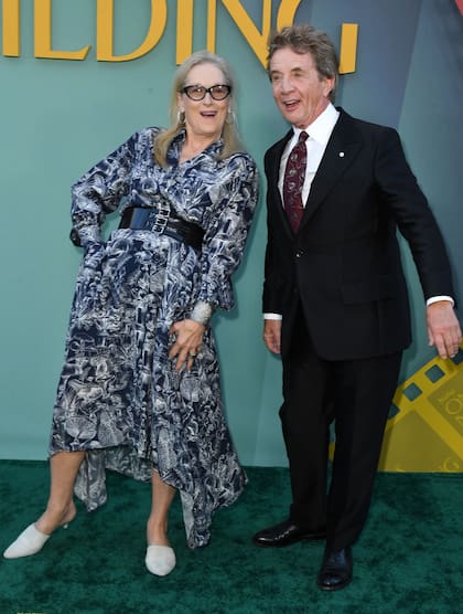 Meryl Streep y Martin Short en la premiere de la cuarta temporada de la serie