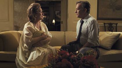 Meryl Streep y Tom Hanks fueron premiados por la asociación The National Board of Review y pisan fuerte para el Oscar