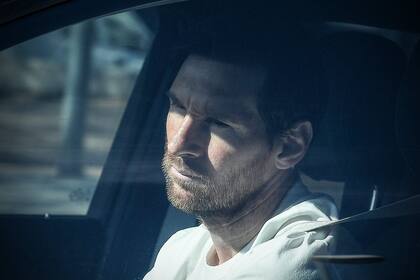 Messi al aire libre, para los exámenes médicos