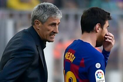 El Barça de Quique Setién y Lionel Messi es el puntero de la liga española y está en los octavos de final de la Champions League, pero no sabe qué será de los torneos.
