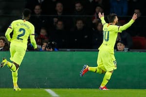 Con un gol de Messi, Barcelona le ganó a PSV y se clasificó a octavos