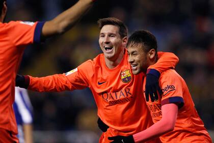 Messi celebra uno de sus golazos