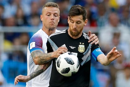 Lionel Messi-Ragnar Sigurdsson