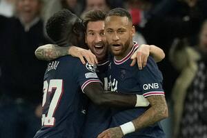 La magia del crack: PSG le ganó 2-0 a Manchester City con una obra de arte del argentino