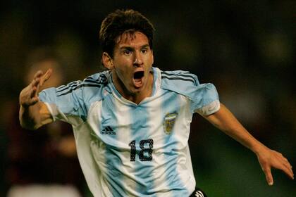 Messi, campeón con el Sub 20, en Holanda, en 2005