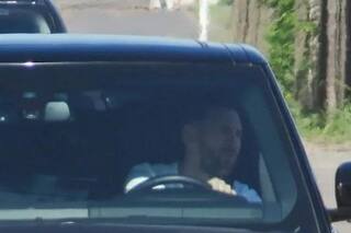 Llegó Messi. La Pulga ya está en Rosario, donde pasará la Navidad con su familia