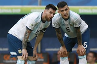 Rusia y Brasil: retrovisor y parabrisas de la selección