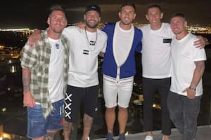 El desopilante detalle que vio Lo Celso en la foto de Messi, Neymar, Paredes y Di María en Ibiza