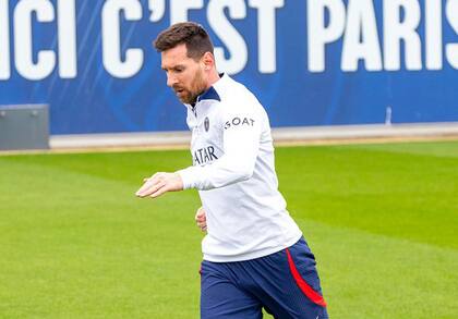 Messi no renovaría contrato con el PSG (twitter @psg_inside)