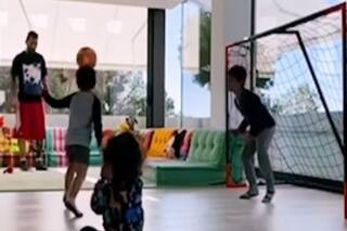 Video: los centros de Lionel Messi a sus hijos que se hicieron virales