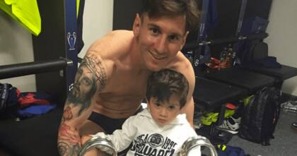 Messi tiene un tatuaje del rostro de Jesús en su brazo derecho
