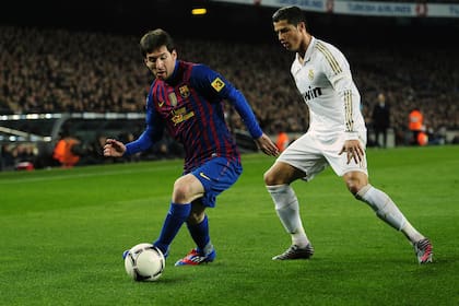 Messi y Cristiano Ronaldo, mano a mano, en un choque por Copa del Rey en 2012