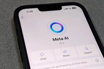 Meta AI es la nueva inteligencia artificial del gigante tecnológico; asistirá a distintas plataformas, como WhatsApp o Facebook
