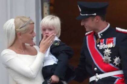 Mette-Marit se casó con el píncipe de Noruega, Haakon Magnus, en 2001