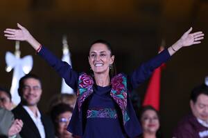 Incómodo, el Gobierno demoró la felicitación a Claudia Sheinbaum por su triunfo en México
