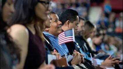 México encabeza la lista de los principales países de nacimiento de las personas que se naturalizaron en el año fiscal 2024