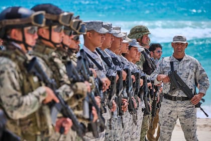 México militarizó sus playas