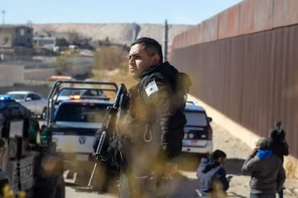 México también reforzó la seguridad en su lado de la frontera para intentar frenar los cruces ilegales.