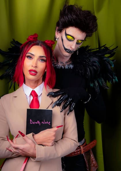 MGK y Megan Fox se robaron la atención en la fiesta anual de Halloween de Vas Morgan y Michael Braun, en Los Ángeles
