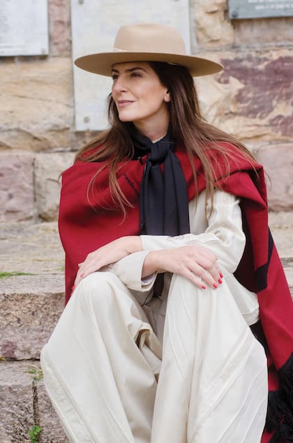 “Mi familia es mi gran apoyo, y mi marido, sobre todo, es un gran
compañero. Decidí ser intendenta cuando mi hija menor tenía tres meses…”