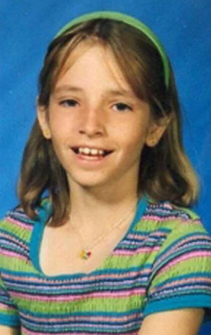 “Mi nombre es Mikel (sic) Biggs, secuestrada en Mesa, Arizona. Estoy viva”, dice un mensaje escrito con birome en el billete.