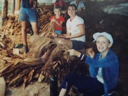 Mi papá es productor tabacalero y todos mis hermanos ayudamos con los cultivos desde pequeños