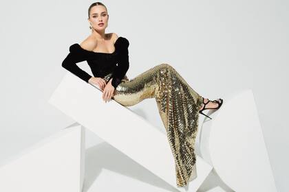 “Mi profesión es comunicar y transmitir la importancia sobre lo que comemos. Por eso creé una marca de suplementos naturales”, expresa la modelo.