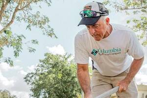 “Mi reloj sigue marcando el 7 de octubre. No quiero venganza, solo quiero que me devuelvan a mi familia”: el trauma en el kibutz atacado por Hamás