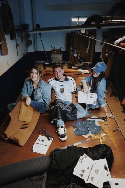 Micaela (30), Sol (27) e Ilan (22) Szpigiel son hermanos y hace apenas cuatro años lanzaron Casaclan