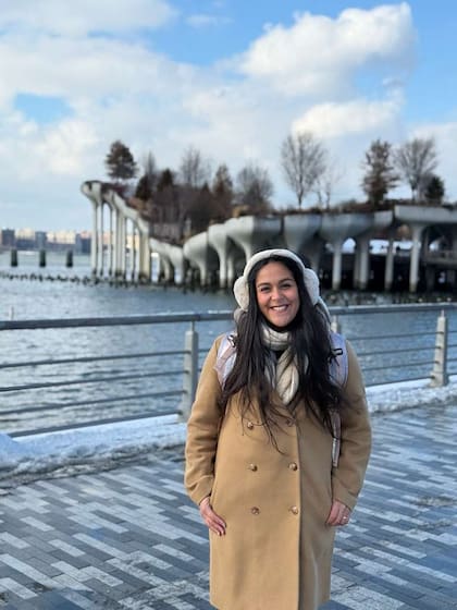 Micaela Acosta cambió el calor de Catamarca por el frío de Carolina del Norte, donde trabaja como docente