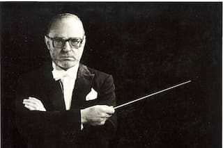 La casa al final de la colina