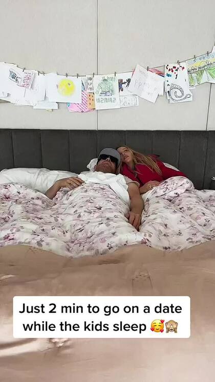 Michael Bublé confesó que la mayoría de las noches sus hijos duermen junto a ellos