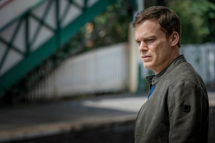 Michael C. Hall protagonizó la serie "Safe" basada en una historia de Harlan Coben