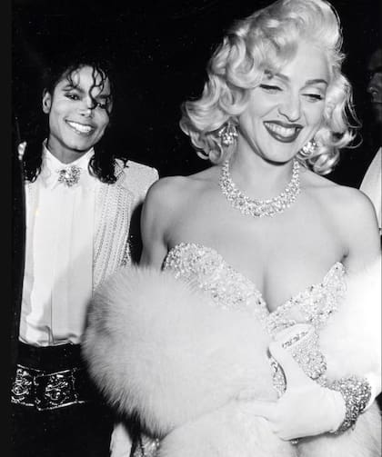 Michael Jackson y Madonna en el 'after' de 'Vanity Fair', en 1990, en California. Ron Galella (Ron Galella Collection via Getty Images)