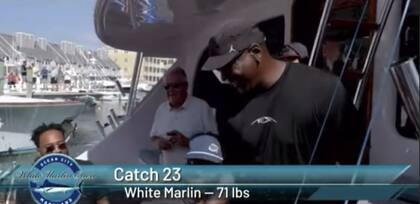 Michael Jordan gana el segundo lugar en el concurso de pesca anual de Ocean City, en Maryland (Instagram/@ocshoremagazine)