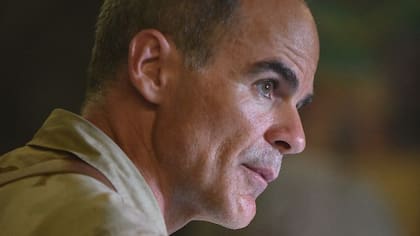 Michael Kelly (House of Cards) como el Teniente Coronel Gary Volesky