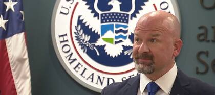 Michael McCarthy, de ICE Baltimore, advirtió que estos fraudes afectan la confianza pública en el sistema migratorio legal