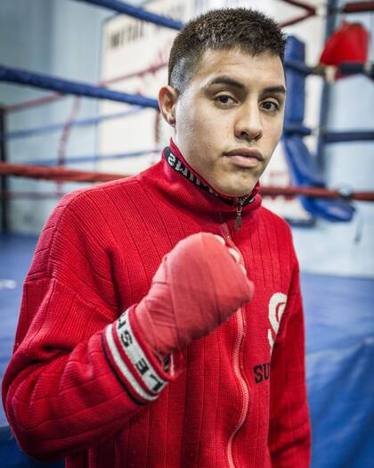 Michael Romero (25) Pastelero.Boxeador favorito: Muhammad Ali.