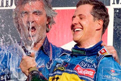 Flavio Briatore y Michael Schumacher, la fórmula del éxito de Benetton: el Káiser ganó los títulos de 1994 y1995 bajo la estructura que diseñó el director deportivo que más tarde se desempeñó en Renault