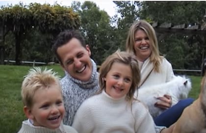 Michael Schumacher junto a su mujer y a sus hijos, que forman parte del documental de Netflix
