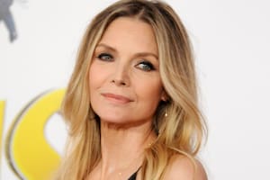 La imagen de Michelle Pfeiffer en traje de baño que confirma su belleza natural