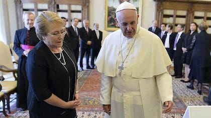Michelle Bachelet visitó al Papa en junio de 2015