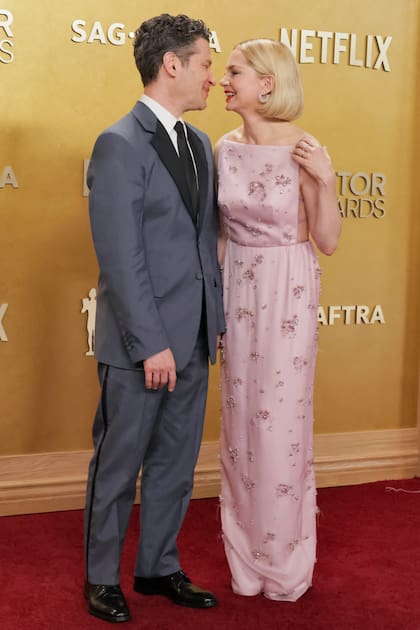 Michelle Williams y Thomas Kail llevan seis años de casados y tres hijos. Ella triunfó al recibir el premio a mejor actriz de miniserie por "Dying for Sex"