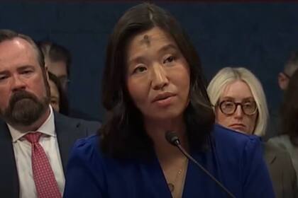 Michelle Wu, alcaldesa de Boston, defendió las políticas migratoria y la ciudad santuario