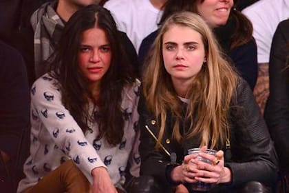 Michelle y Cara, durante el partido que enfrentó a los Knicks y a los Pistons