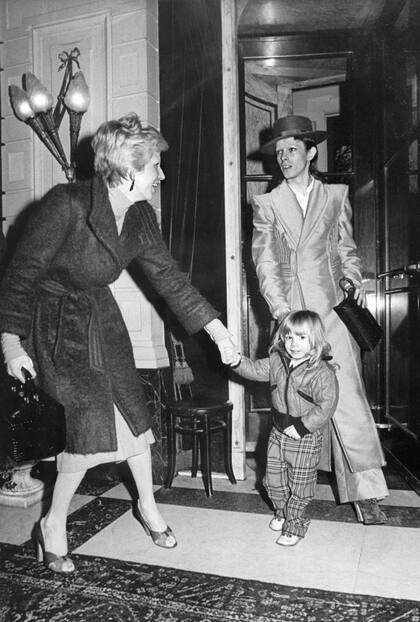 La leyenda indica que Jagger escribió "Angie" para Angela, la mujer de David Bowie