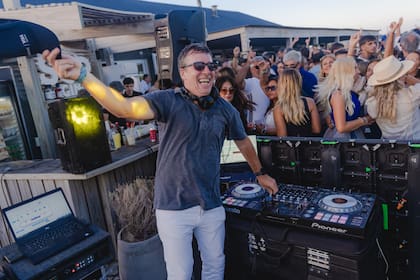 Micky Murray, uno de los nombres más reconocidos de la escena electrónica local.