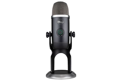 Para el podcast. El micrófono Yeti X de Logitech incorpora el software Blue VO!CE, con efectos y preajustes integrados. Es ideal para transmitir juegos, streamings y grabar podcasts ($32.799).