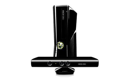 Microsoft presentó Kinetic, el sistema de control de mandos por movimientos cuyo nombre clave era Project Natal; también anunció un nuevo modelo de Xbox 360